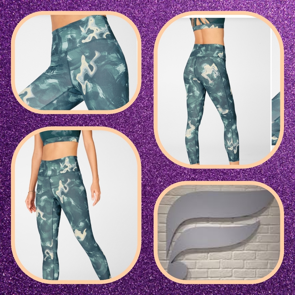 Fabletics HW 7/8 Powerhold Leggings